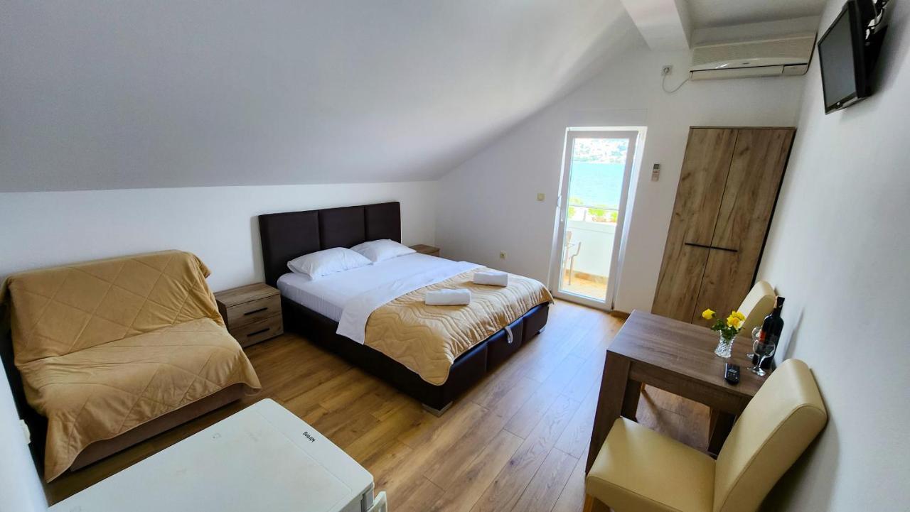 Apartments Maxi Katic Herceg Novi Exterior foto
