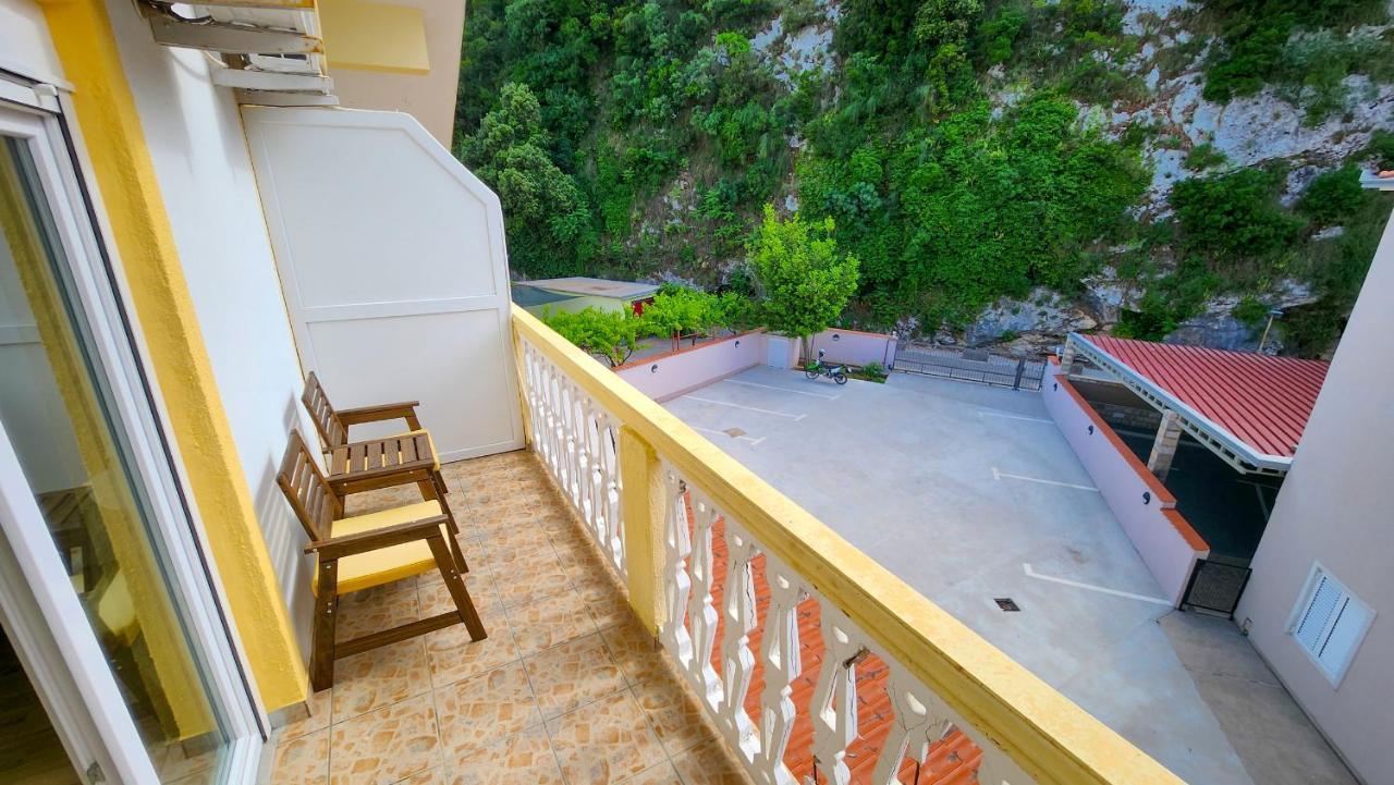 Apartments Maxi Katic Herceg Novi Exterior foto