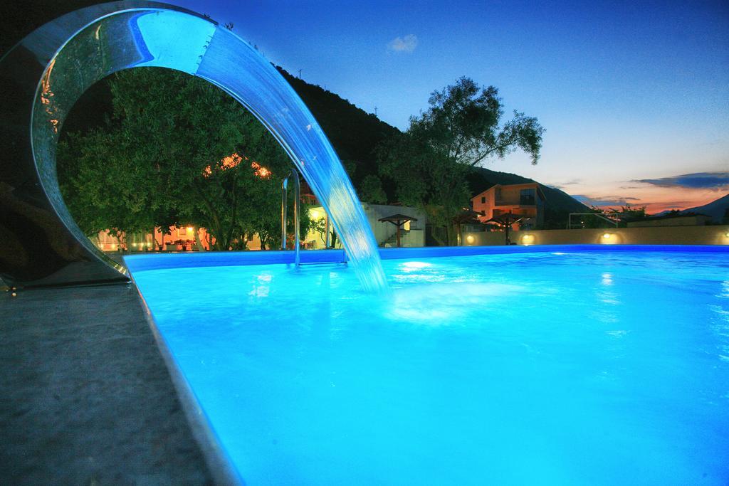 Apartments Maxi Katic Herceg Novi Exterior foto