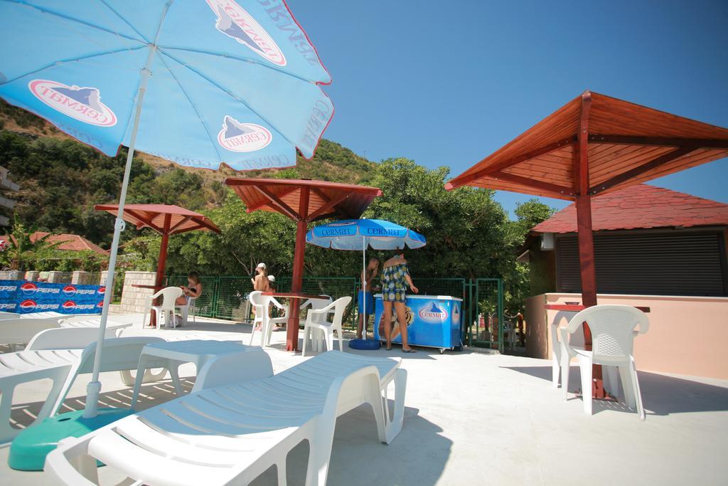 Apartments Maxi Katic Herceg Novi Exterior foto