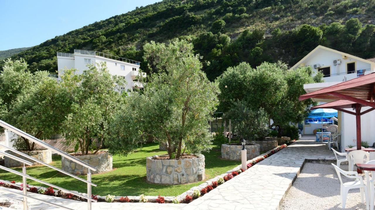 Apartments Maxi Katic Herceg Novi Exterior foto