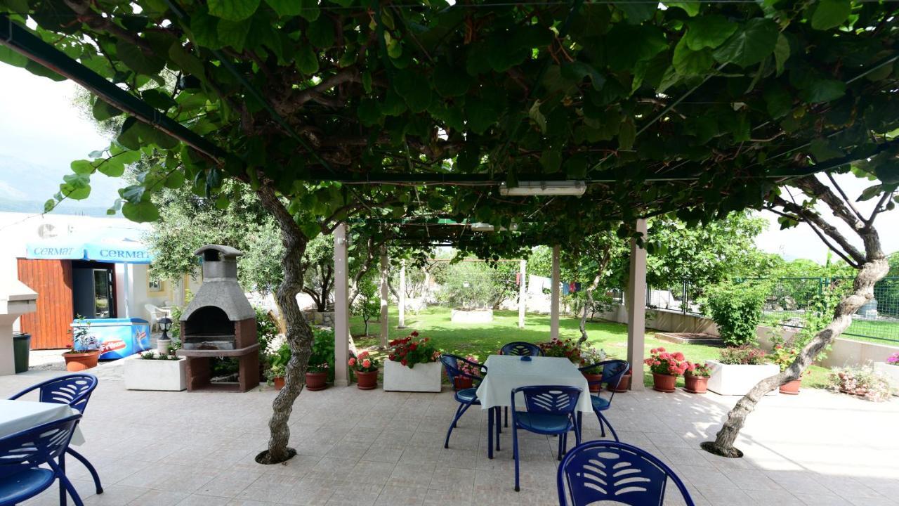 Apartments Maxi Katic Herceg Novi Exterior foto